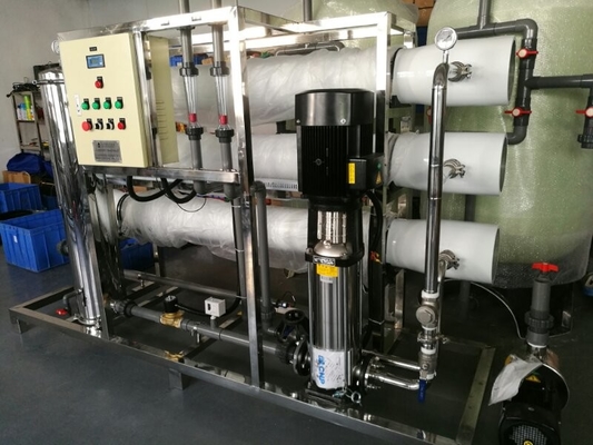 Vida de servicio larga del agua del RO del acero inoxidable del purificador de la planta de Multiway del control ULTRAVIOLETA de la válvula